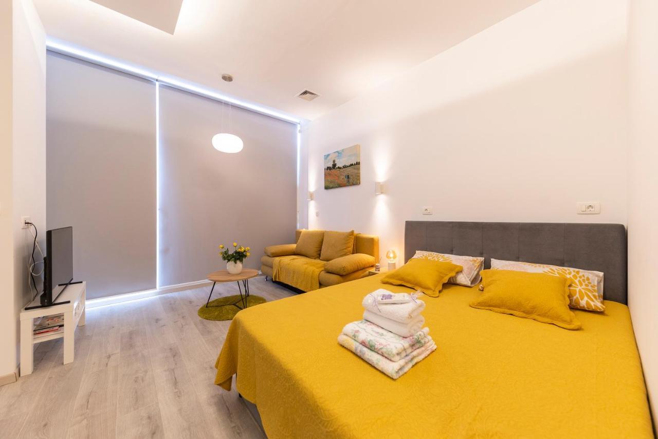 Studio Apartments Heart Of Задар Екстериор снимка