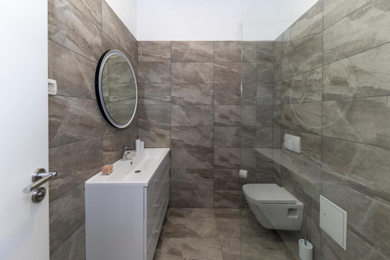 Studio Apartments Heart Of Задар Екстериор снимка